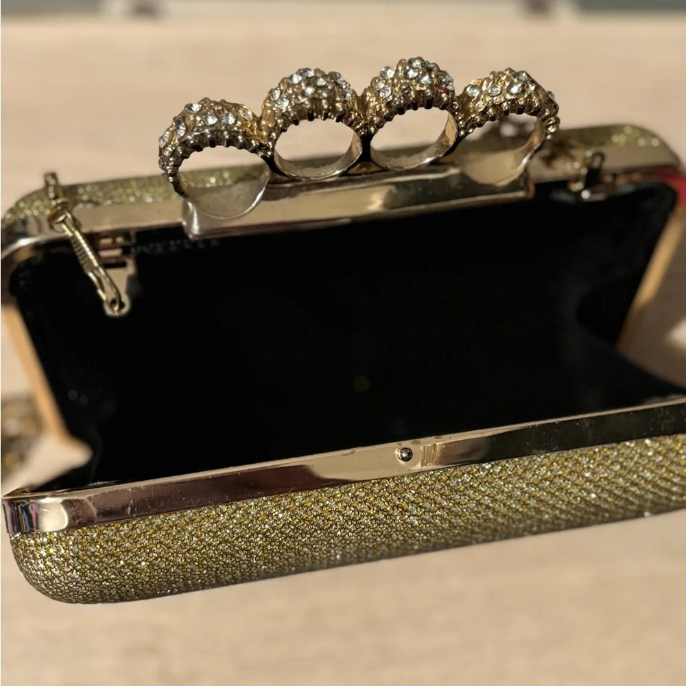 Gold shimmering Rhinestone Clutch - Picture 8 of 9